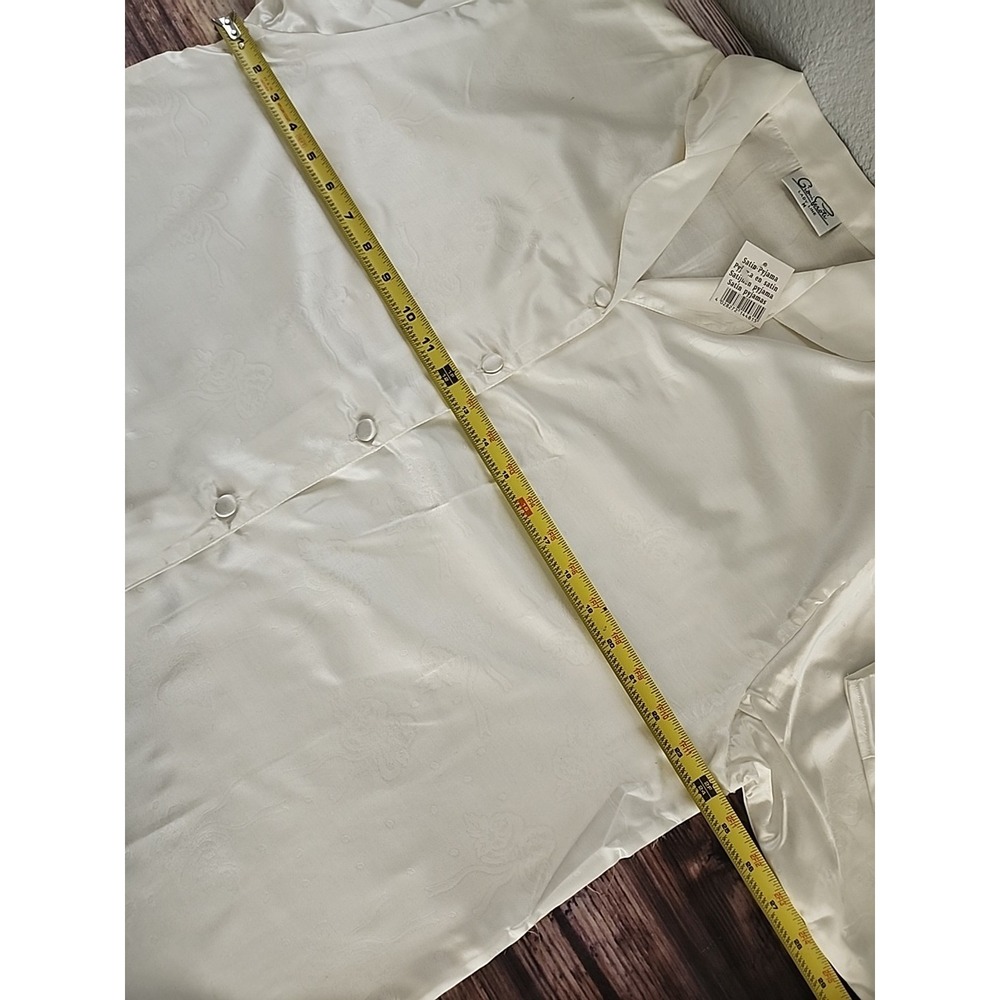 Vintage Pajamas Sleep Shirt Gioni Feroti Sz M Ivory Top Satin Buttons Classic‎ - Picture 7 of 11